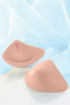 Brustprothese TriNature Asymmetric SoftLite 6 Brustprothese TriNature Asymmetric SoftLite -Femina Verkauf 1081 2klein 1280x1280