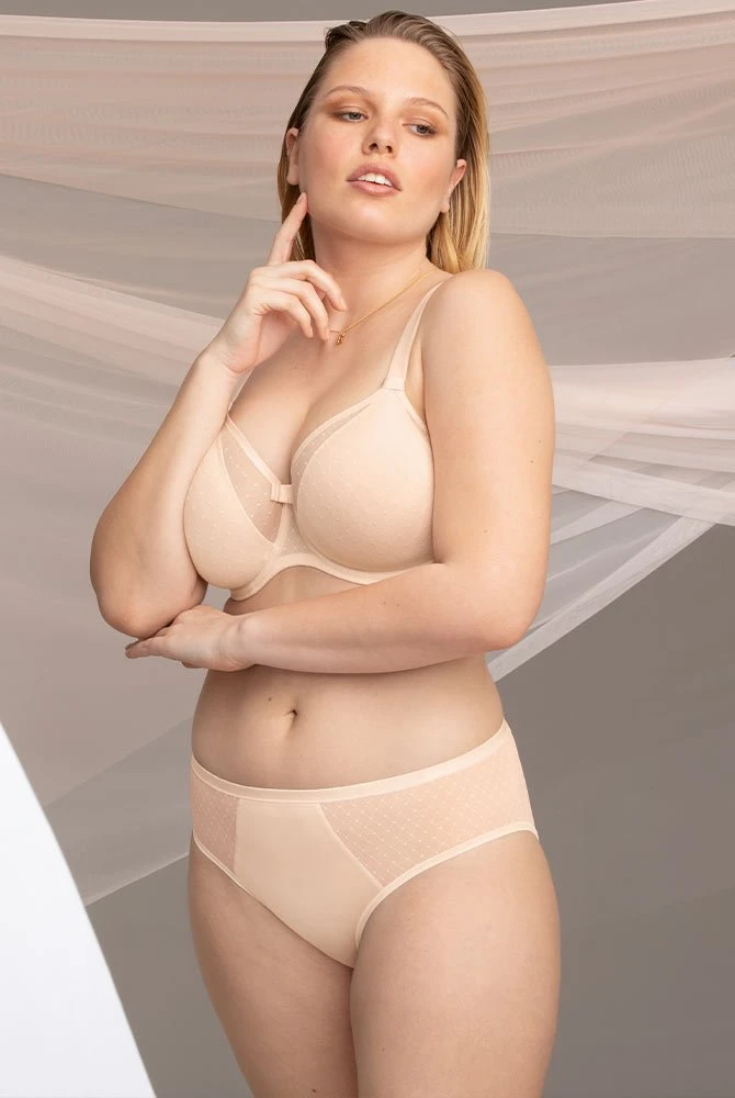 Rosa Faia Taillenslip Eve 3 Rosa Faia Taillenslip Eve – Bild 3