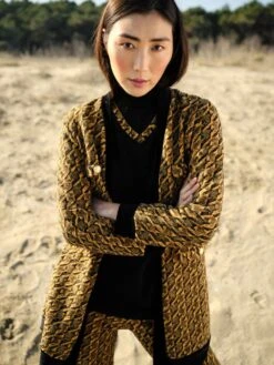 Lounge Set ZAFFERANO Mit Velourhose Schwarz-gelb Von Chiara Fiorini 7 Lounge Set ZAFFERANO Mit Velourhose Schwarz-gelb Von Chiara Fiorini -Femina Verkauf hausanzug kuschel baumwolle velour saffron nero cf1317 chiara fiorini 3