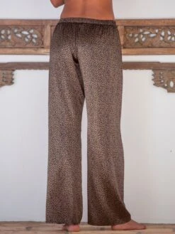 Stretchseide Pyjamahose OMAYA Panthermuster Von Marjolaine -Femina Verkauf hose leo omaya panthere 4oma5801 marjolaine 2