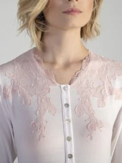 Modal Langarm Nachtkleid ANGEL In Rosa Von Verdiani 7 Modal Langarm Nachtkleid ANGEL In Rosa Von Verdiani -Femina Verkauf modal nachtkleid lang 4413 rosa verdiani 3