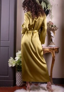 100% Seide Morgenmantel Lang LAURIAN Von Marjolaine -Femina Verkauf morgenmantel seide lang linde laurian goldgruen marjolaine 3