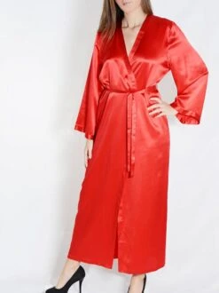 100% Seide Morgenmantel Lang LAURIAN Von Marjolaine -Femina Verkauf morgenmantel seide laurian ecarlate rot marjolaine