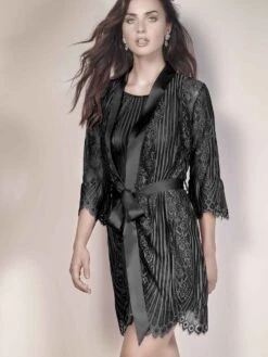 Spitze Morgenmantel JOSEPHINE Von Escora -Femina Verkauf morgenmantel spitze schwarz 1709 e264 400 josephine escora 1