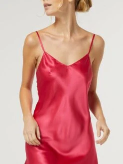 100% Seide Nachthemd CAROLINE Elegant Von Vivis -Femina Verkauf nachthemd seide caroline v00003 geranio rot vivis 1 2 1