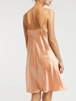 100% Seide Nachthemd CAROLINE Elegant Von Vivis -Femina Verkauf nachthemd seide caroline v00003 salmone vivis 2 1 2 1 1