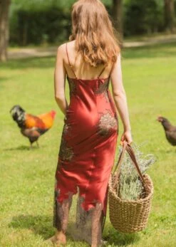 100% Seide Neglige Lang MELINDA Mit Spitze Marjolaine 22 100% Seide Neglige Lang MELINDA Mit Spitze Marjolaine -Femina Verkauf nachtkleid lang seide melinda 4mel3003 rost rot marjolaine 1