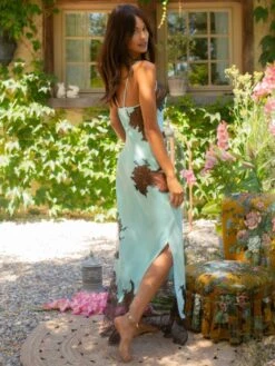 100% Seide Neglige Lang MELINDA Mit Spitze Marjolaine 25 100% Seide Neglige Lang MELINDA Mit Spitze Marjolaine -Femina Verkauf nachtkleid lang seide melinda 4mel3003 tuerkis blau marjolaine 2 1