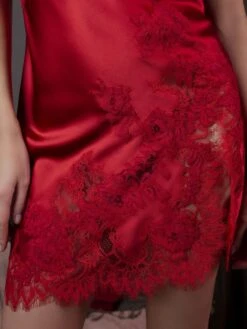 Stretchseide Neglige NINA Von Marjolaine -Femina Verkauf neglige nina cerise rubis 4nin0102 marjolaine 4