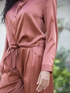 Seidenpyjama ROXANE Elegant Stretchseide Von Marjolaine -Femina Verkauf pyjama stretchseide 4rox5501 0019 cognac roxane marjolaine 3 1 7