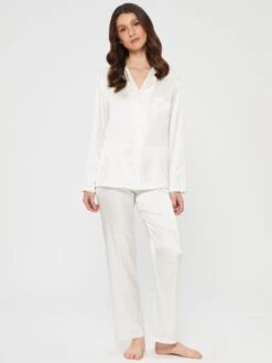 Seide Pyjama 2-tlg. SETA No. 9 Von Chiara Fiorini -Femina Verkauf schlafanzug seide elfenbein weiss gc180 chiara fiorini 2 1 2 1 1
