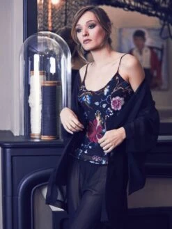 Kimono 100% Seide FIDJI MOUSSELIN Schwarz Von Marjolaine -Femina Verkauf seide morgenmantel mousselin 2fid2001 schwarz marjolaine