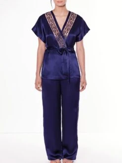 100% Seide Pyjama SHINY EMBROIDERY Nachtblau Von Luna Di Seta -Femina Verkauf seide pyjama shiny embroidery l6j7572 dunkelblau luna di seta 1