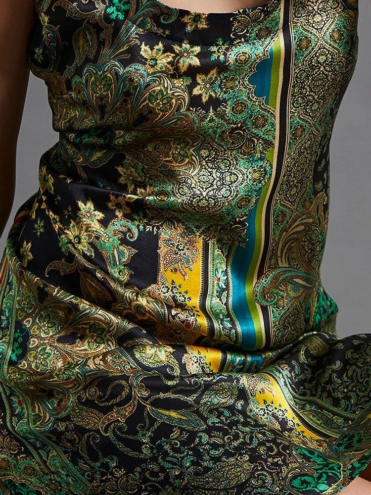 100% Seide Nachthemd CHATEAU DE VERSAILLES Grün Schwarz Von Fürstenberg 4 100% Seide Nachthemd CHATEAU DE VERSAILLES Grün Schwarz Von Fürstenberg – Bild 4