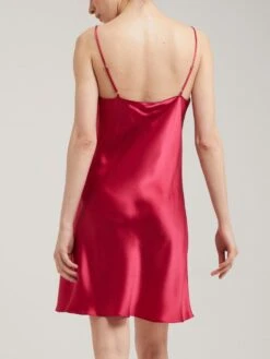 100% Seide Nachthemd CAROLINE Elegant Von Vivis -Femina Verkauf seidennachthemd caroline v00003 himbeerrot vivis 3 6 1 1