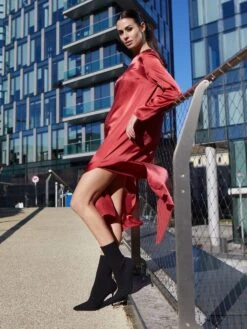 100% Seide Nachtkleid VIOLETTA Lang Von Vivis -Femina Verkauf unterkleid v00393 violetta rot vivis 2 2 1