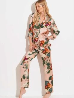 Viscose Pyjama FLOWERS Rosa-grün Von Chiara Fiorini 5 Viscose Pyjama FLOWERS Rosa-grün Von Chiara Fiorini -Femina Verkauf viscose pyjama blumenmuster rosa gruen g0427 chiara fiorini 2